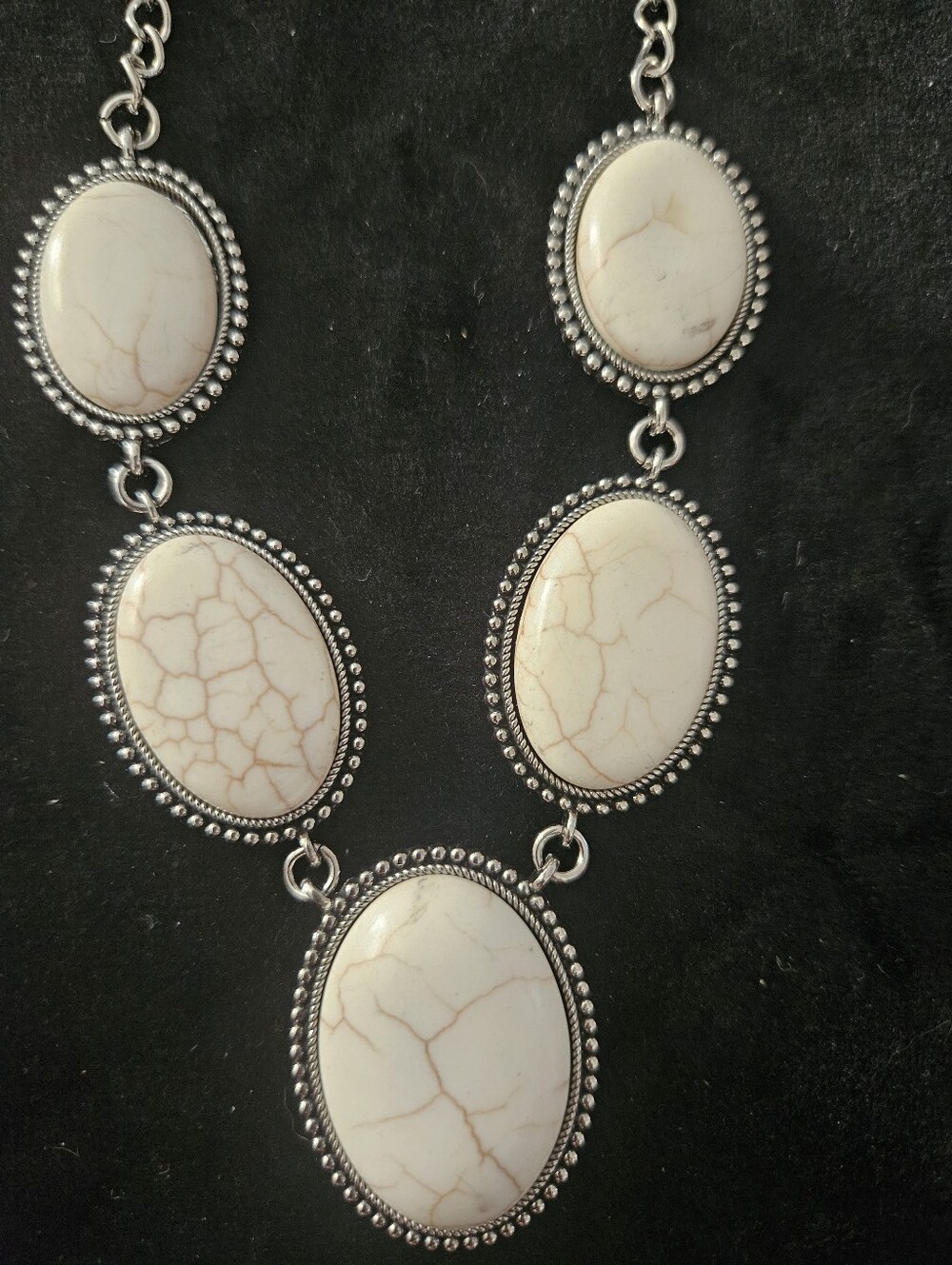 White Marbled Oval Statement Necklace by